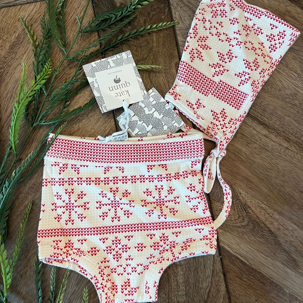 Kate quinn snowflake bloomers/bonnet set NWT